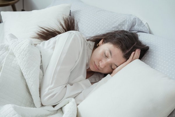 Endormir avec l'hypnose : la clé d'un sommeil paisible